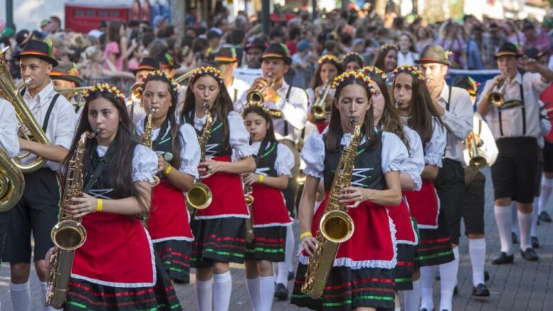 Oktoberfest in Germany. English-speaking guide in Germany. Tourism in germany. German beer.